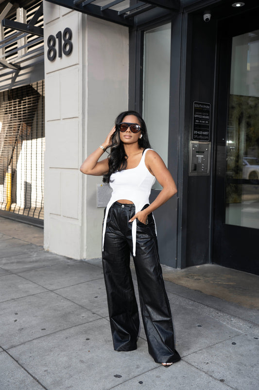Straight to the point | Wide Leg Pants